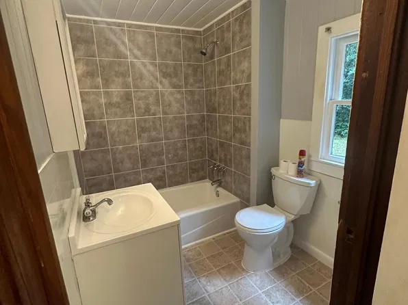 15 Melvin Ln, Brunswick, GA 31520