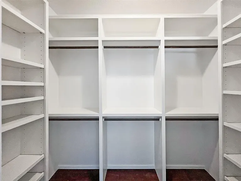 3917 Bronco Bend Loop — Photo 18