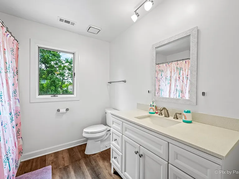 458 Cove Dr — Photo 10