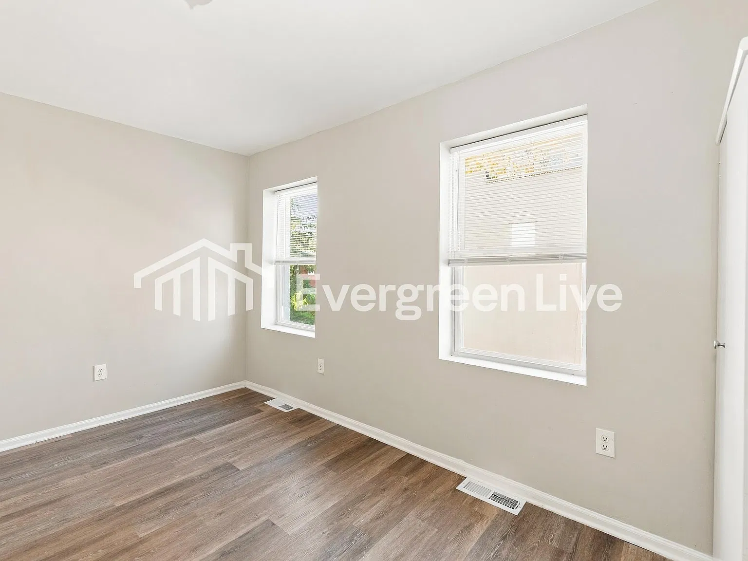 3 bed, 2.0 bath, 1708 sqft, $1,845 — Photo 2