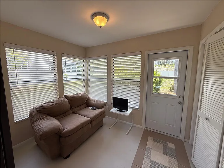 2130 Bancroft Pl #B — Photo 17
