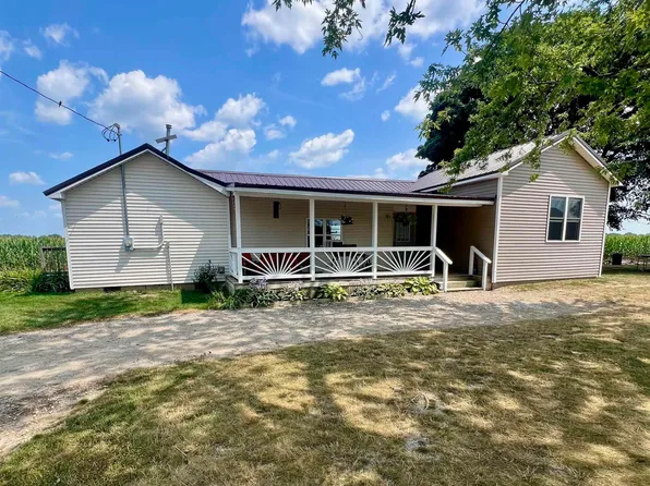 9026 E Harrison Rd, Wheeler, MI 48662