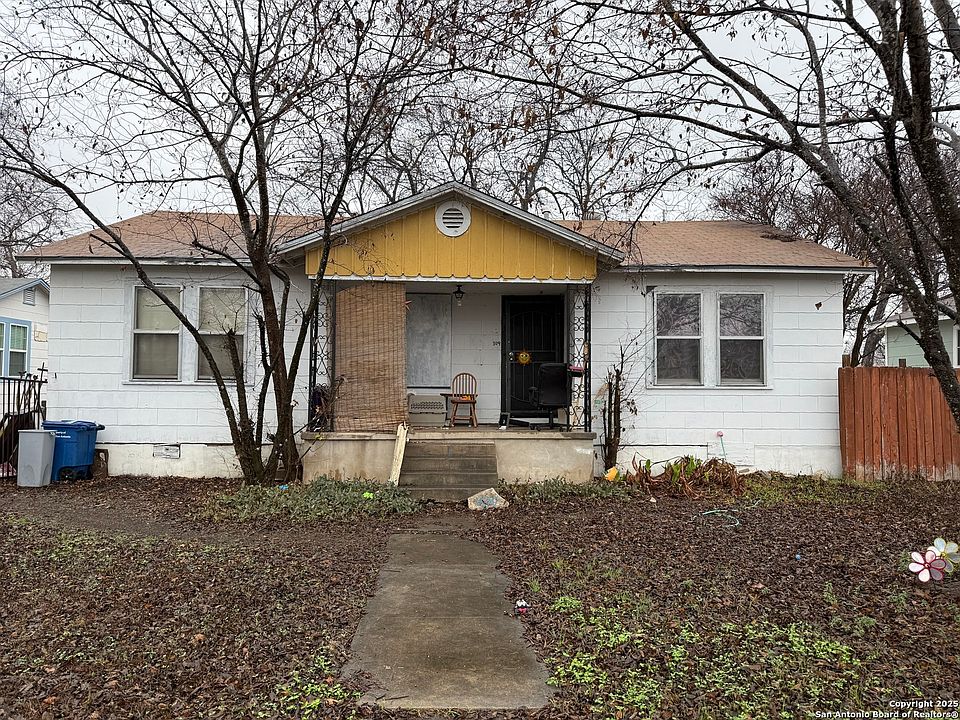 1st image of 309 W Mariposa