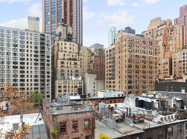 120 East 36th Street image 12 of 14