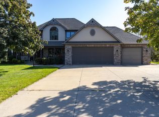 N4168 Birch Trl, Freedom, WI 54130