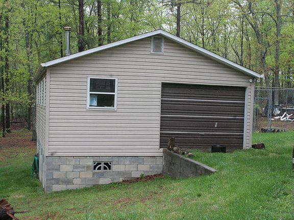 3rd image of 1872 Mountainwood Dr
