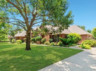 18305 N Elk Ln, Edmond, OK 73012