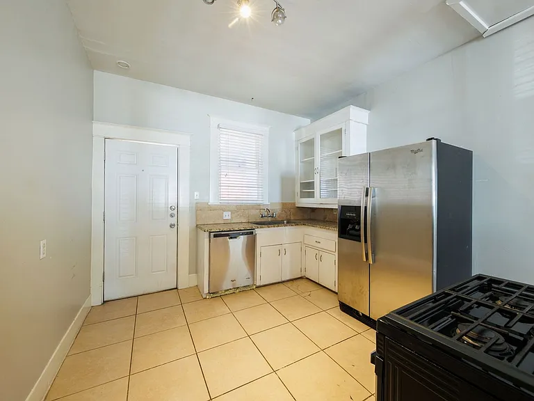 1805 Nueces St — Photo 22