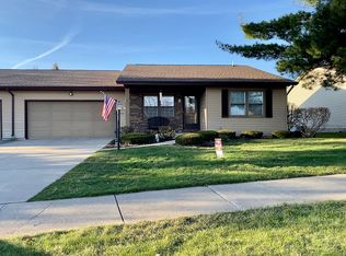 1835 Stonehedge Ln #B, South Bend, IN