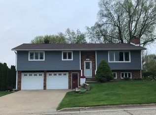 521 Powell St, Dodgeville, WI 53533