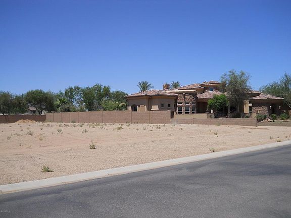 4th image of 3844 E Augusta Ct