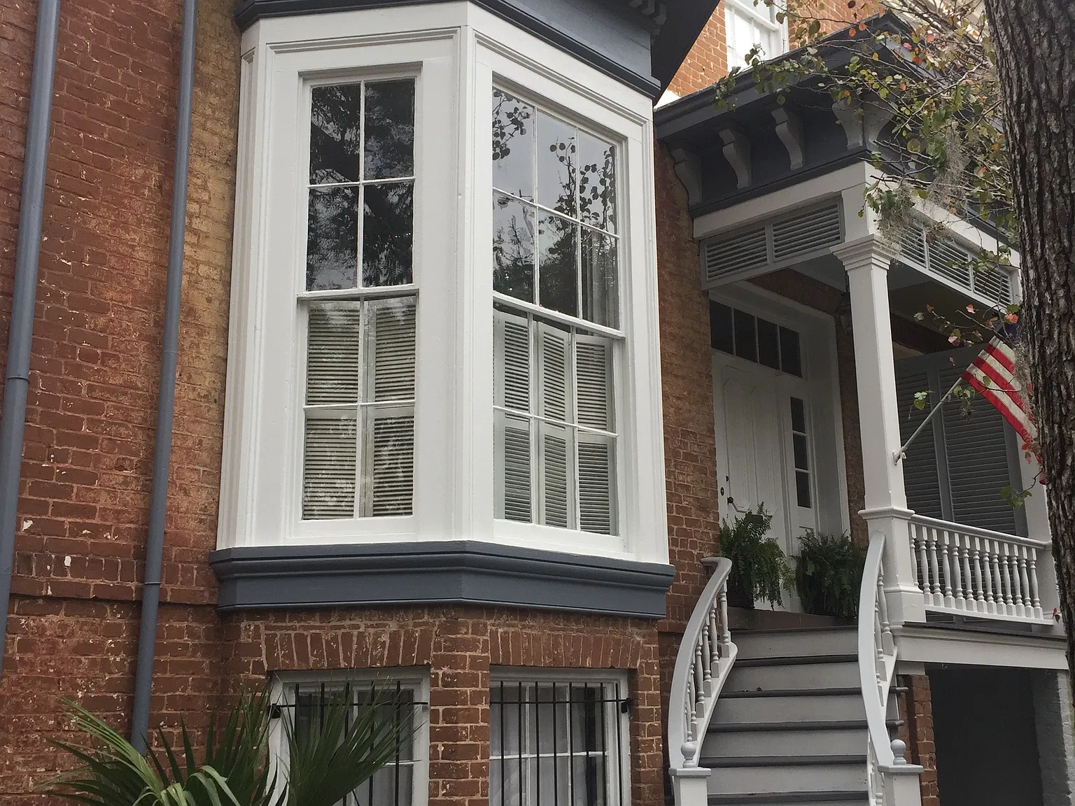 322 E Harris Street — Photo 1