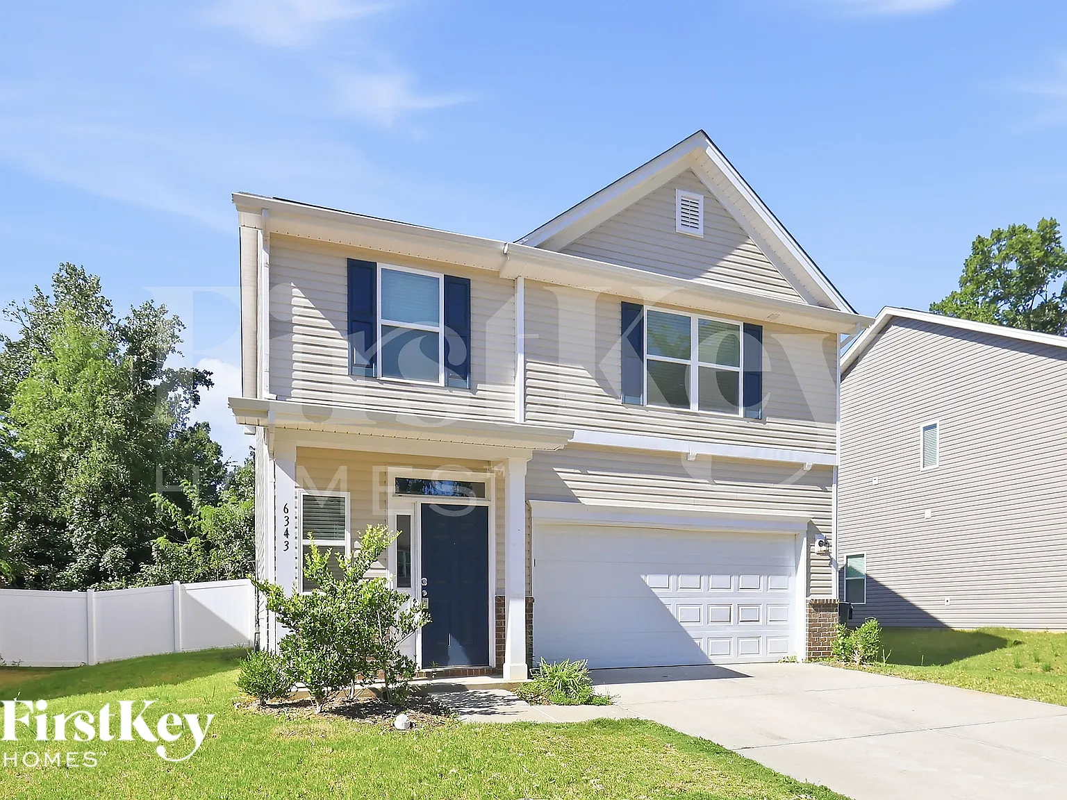 4 bed, 2.5 bath, 1841 sqft, $2,200 — Photo 2