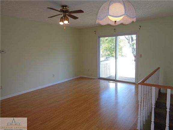 4th image of 3000 Westmont Ave