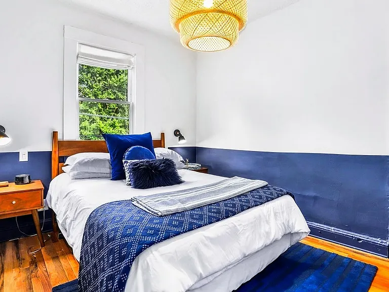 66 Howell St NE #2 — Photo 6