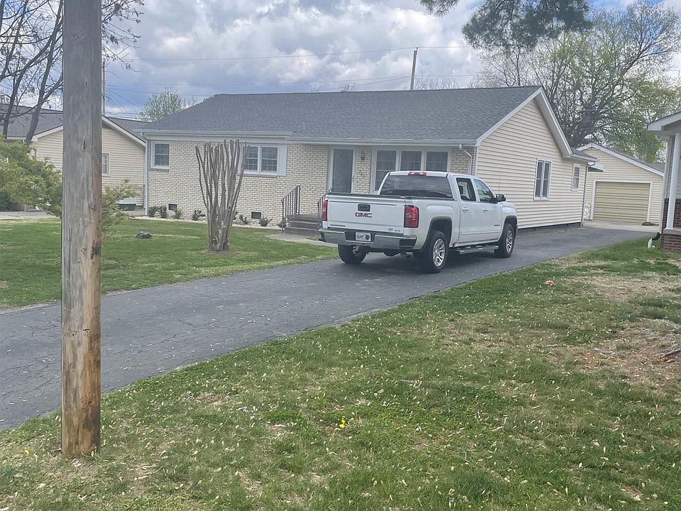 1st image of 240 Mohawk Dr