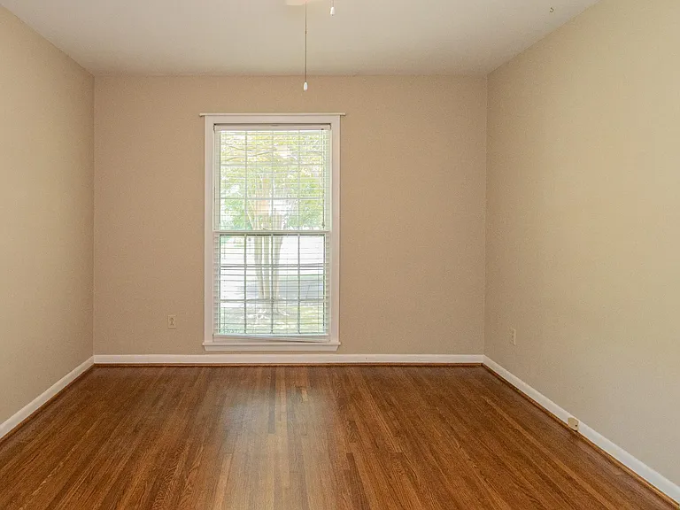 CORNER BEDROOM