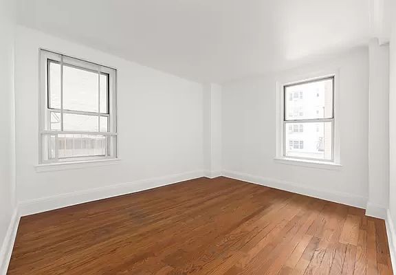 3rd image of 136 E 36th St #1FG