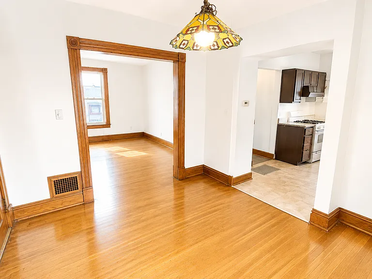 821 W Liberty St #1 — Photo 1