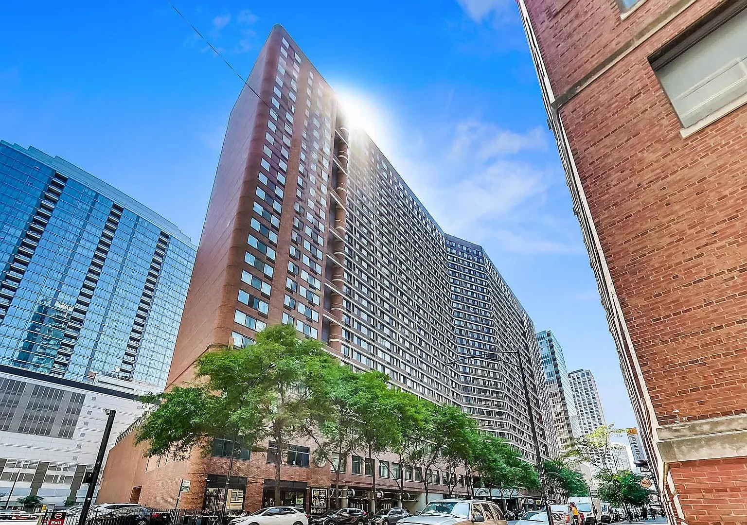 1 bed, 800 sqft, $2,200 — Photo 1