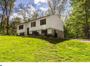 130 Monacy Rd, West Brandywine, PA 19320