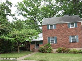 105 S Buchanan St, Arlington, VA 22204