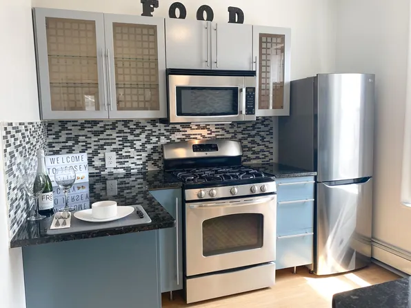 42 Hutton St APT 7, Jersey City, NJ 07307