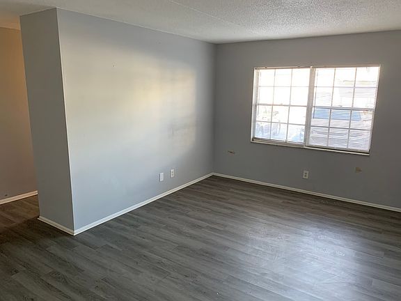 3rd image of 111 SW Madison Cir N #206