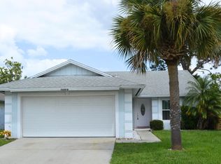 5289 Flying Eagle Ln, Kissimmee, FL 34746