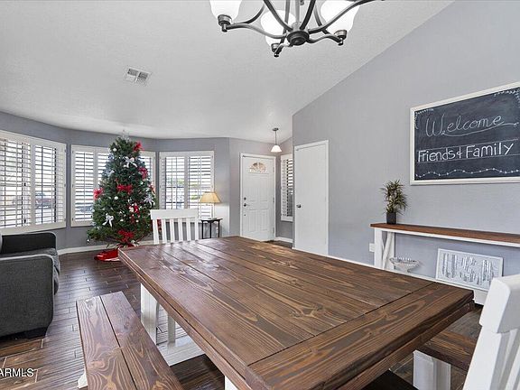 5th image of 1813 N SARANAC Circle