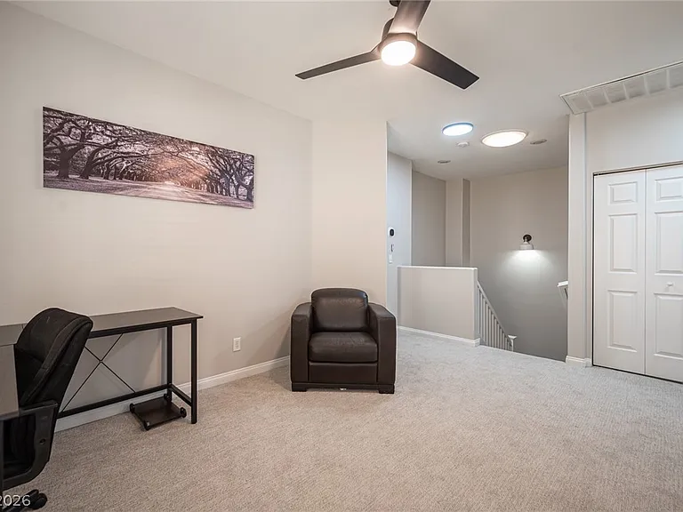 641 Solitude Point Ave — Photo 32