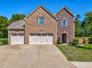 539 Cloverhill Ln, Lebanon, TN 37090