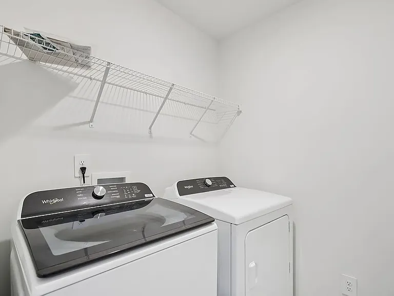 7154 Cedarcrest Ln — Photo 9