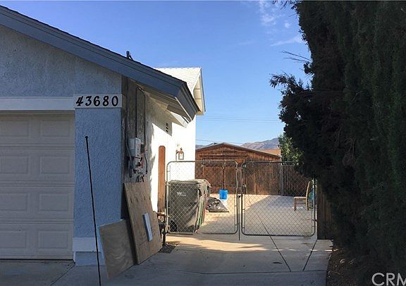 3rd image of 43680 Persimmons Ln