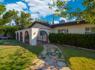 282 Leisure Ln, Clint, TX 79836
