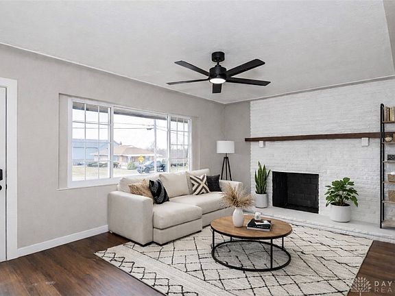 2nd image of 3976 Graham Dr