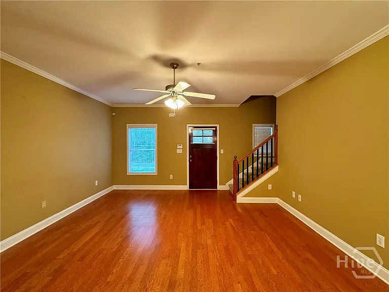 409 Whitehall Rd — Photo 3