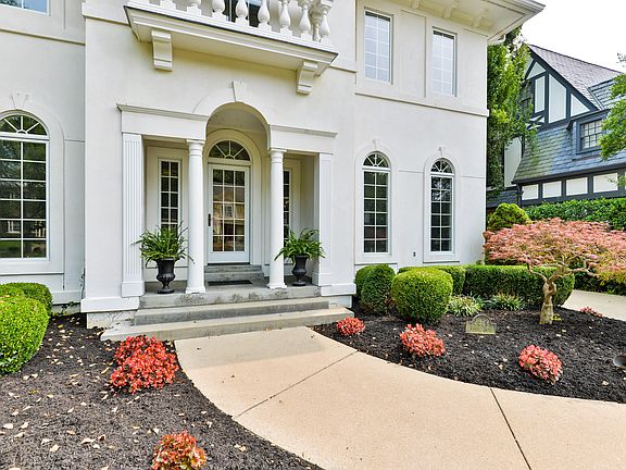 2nd image of 2329 Village Dr