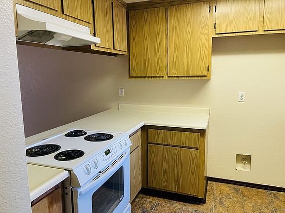 4th image of 5502 Moorhouse Ct