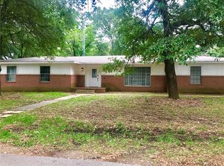 103 Brandon St, Edgewood, TX 75117
