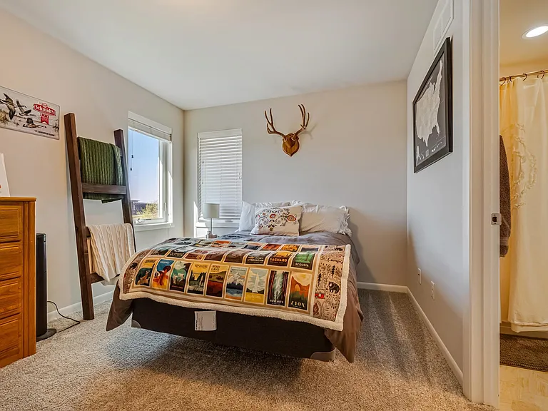 2720 Spark St — Photo 15