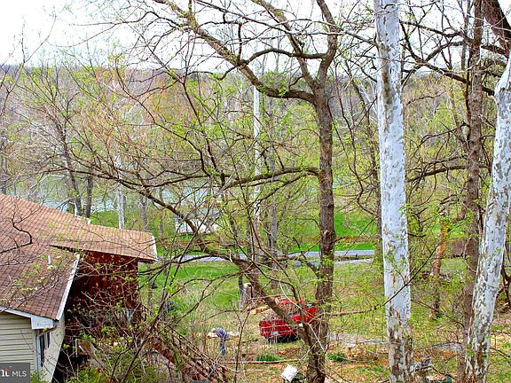5th image of 58 Oakwood Dr