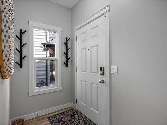 2nd image of 58 E Copperstone Close SE