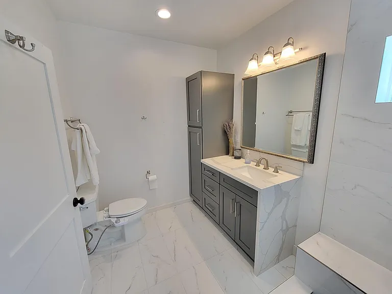 4926 N Rupert Ave — Photo 10