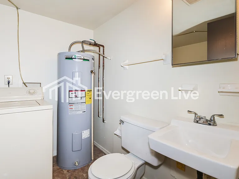 8072 Mount Everest St — Photo 15