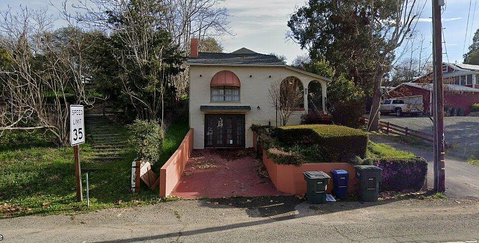 1st image of 120 Hanford St