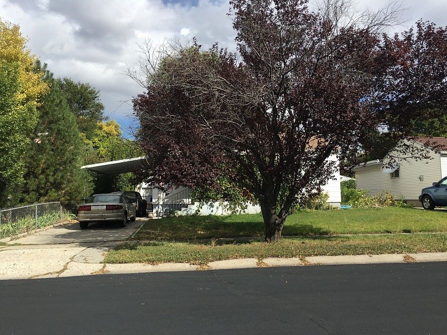 1st image of 221 E Burton Ave