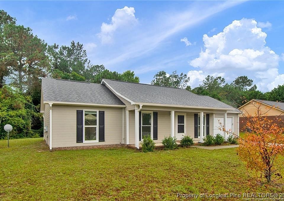 1st image of 3366 Chantilly Ln