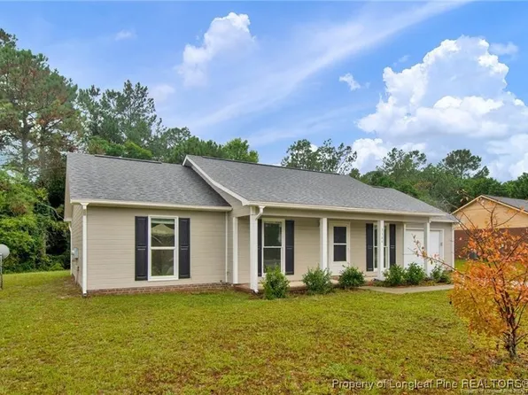 3366 Chantilly Ln, Hope Mills, NC 28348