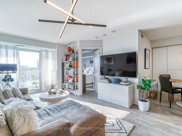 125 Western Battery Rd Unit 612, Toronto, ON M6K 3R8